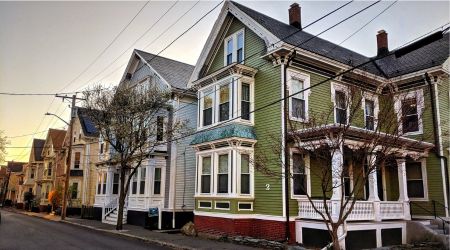 Image of houses in Salem